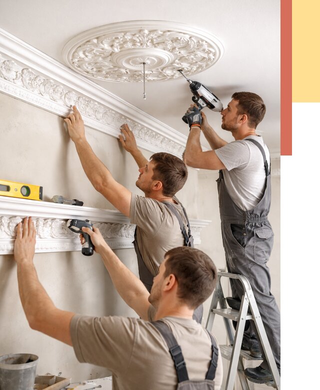 Монтаж лепнины на потолок в Тобольске от 3253 руб. быстро и недорого | ОТДЕЛОЧНИК-Тбл